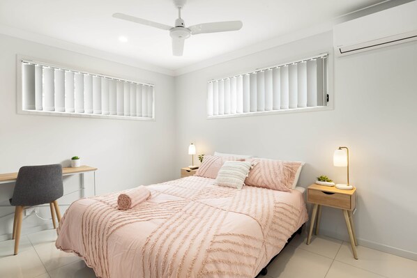 1 bedroom, desk, iron/ironing board, free WiFi