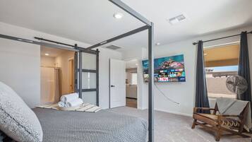 3 bedrooms, WiFi, bed sheets