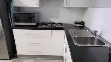 Microwave, dishwasher
