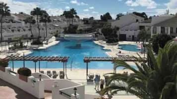 Udendørs pool, opvarmet pool
