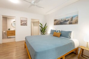 1 bedroom, iron/ironing board, travel cot, free WiFi