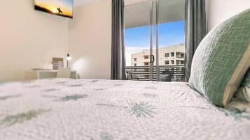 1 bedroom, iron/ironing board, free WiFi, bed sheets