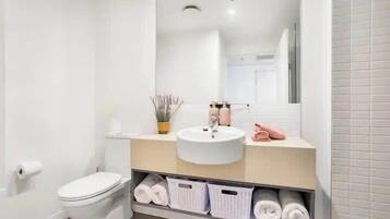 Shower, hair dryer, shampoo