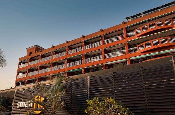 Mặt tiền nơi lưu trú