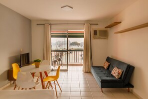 Standard Suite, Balcony, Sea View | 1 bedroom, free WiFi - Mares Suites by Angra Beach (Angra dos Reis)