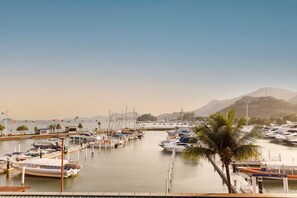 View from property - Mares Suites by Angra Beach (Angra dos Reis)