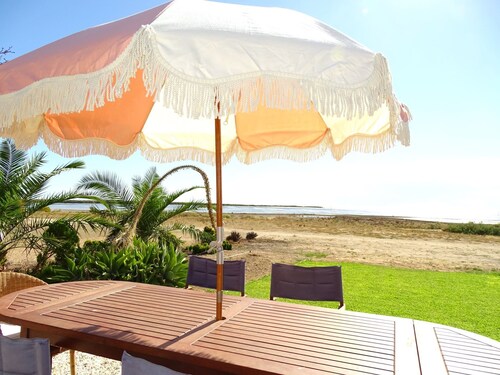 Pink Door by the Seashore, Port Broughton