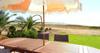 Pink Door by the Seashore, Port Broughton