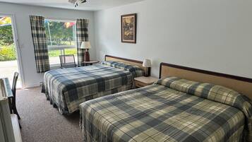 1 bedroom, travel cot, free WiFi, bed sheets