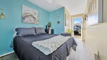 1 bedroom, WiFi, bed sheets
