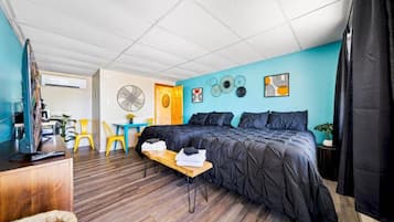 1 bedroom, free WiFi, bed sheets