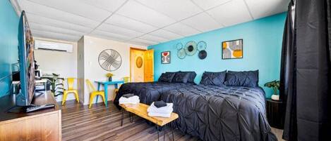 1 quarto, Wi-Fi de cortesia, roupa de cama