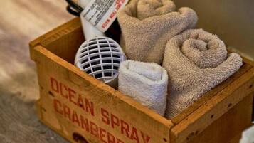 Towels, toilet paper