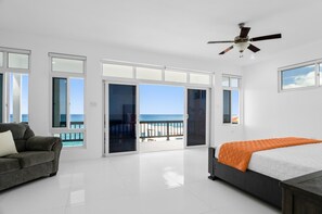 5 chambres, fer et planche à repasser, Wi-Fi, draps fournis