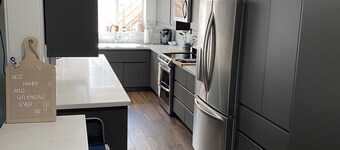 Self Contained, Lake Community, 3 bed, 2 bath 1500 sq ft Apartment