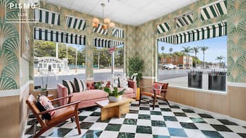 Sala de estar en el lobby