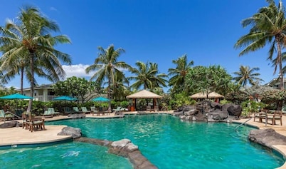 Charming and immaculate, fully furnished 3-bedroom 3 bath townhouse in Ko'Olina!