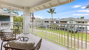 Unclassified image, 3 of 22, button - Charming and immaculate, fully furnished 3-bedroom 3 bath townhouse in Ko'Olina! (Kapolei)