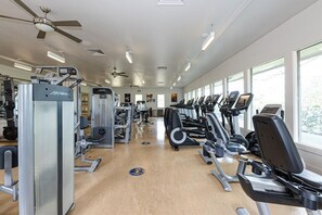 フィットネス設備
