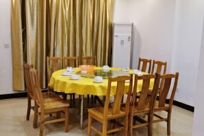 Unclassified image, 3 of 33, button - Qingyuan Dongguan Fengxiang Hotel (Lianzhou)