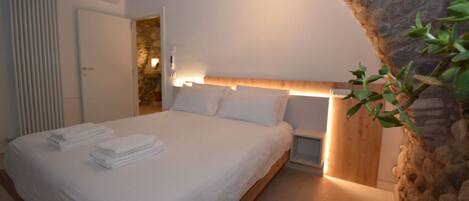 1 غرفة نوم ومكواة/لوح كي وسرير سفر وواي فاي