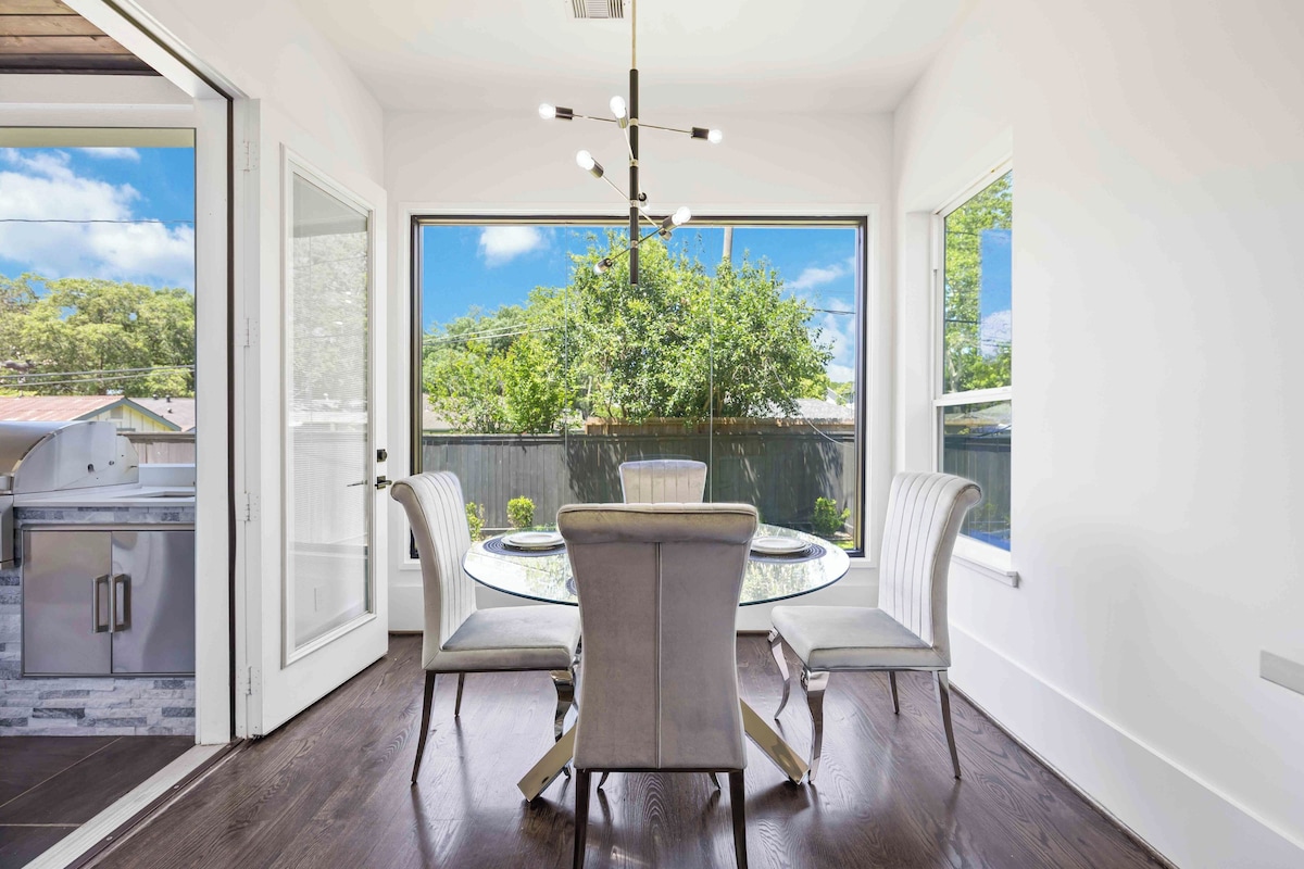 Photo 6 of Spacious 5-bedroom house In Houston, TX