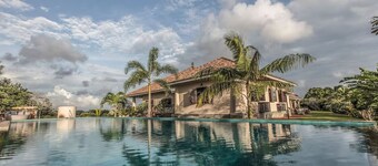 Villa Mayurana - Signature Suite, Pool View, Poolside