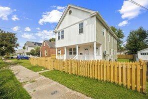 Exterior - 2 miles from Virginia Beach 1-bedroom apartment (Norfolf)