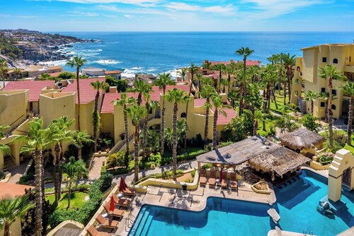 Oceanfront, Gound floor, Steps to the Beach! 