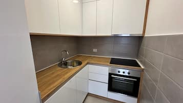 Comfort Apartment, Balcony | Private kitchen