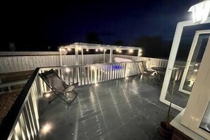 Terrace/patio - Numero Venti Aparthouse*wi fi* parking* Hot Tub (Newcastle upon Tyne)