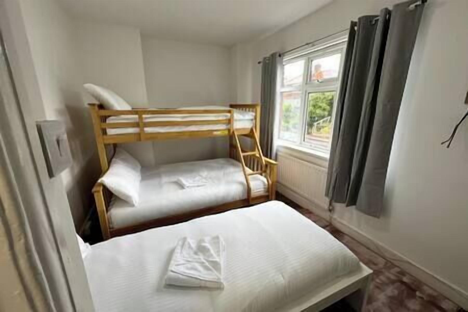 3 bedrooms, WiFi