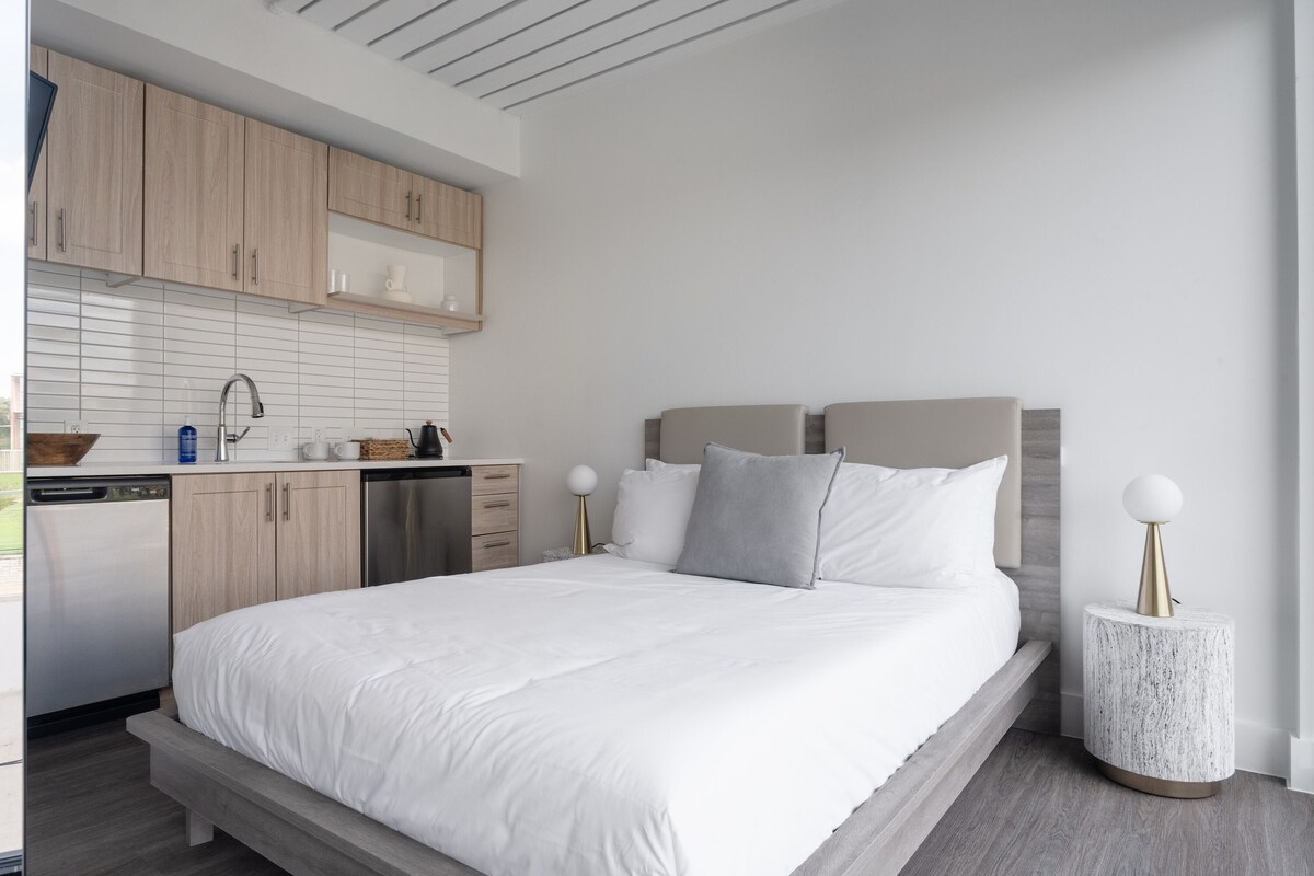 Photo 32 of Studio Haus East 6th Austin by Kasa