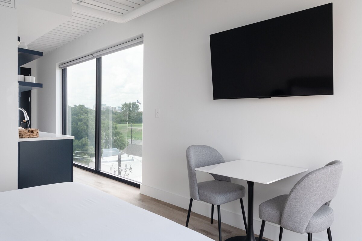 Photo 23 of Studio Haus East 6th Austin by Kasa