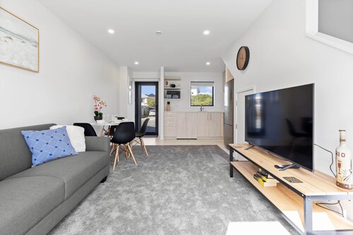 Beachside Townhouse - New Brighton
