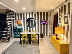 Interior - Cozy nest in the historic center  (Omegna)