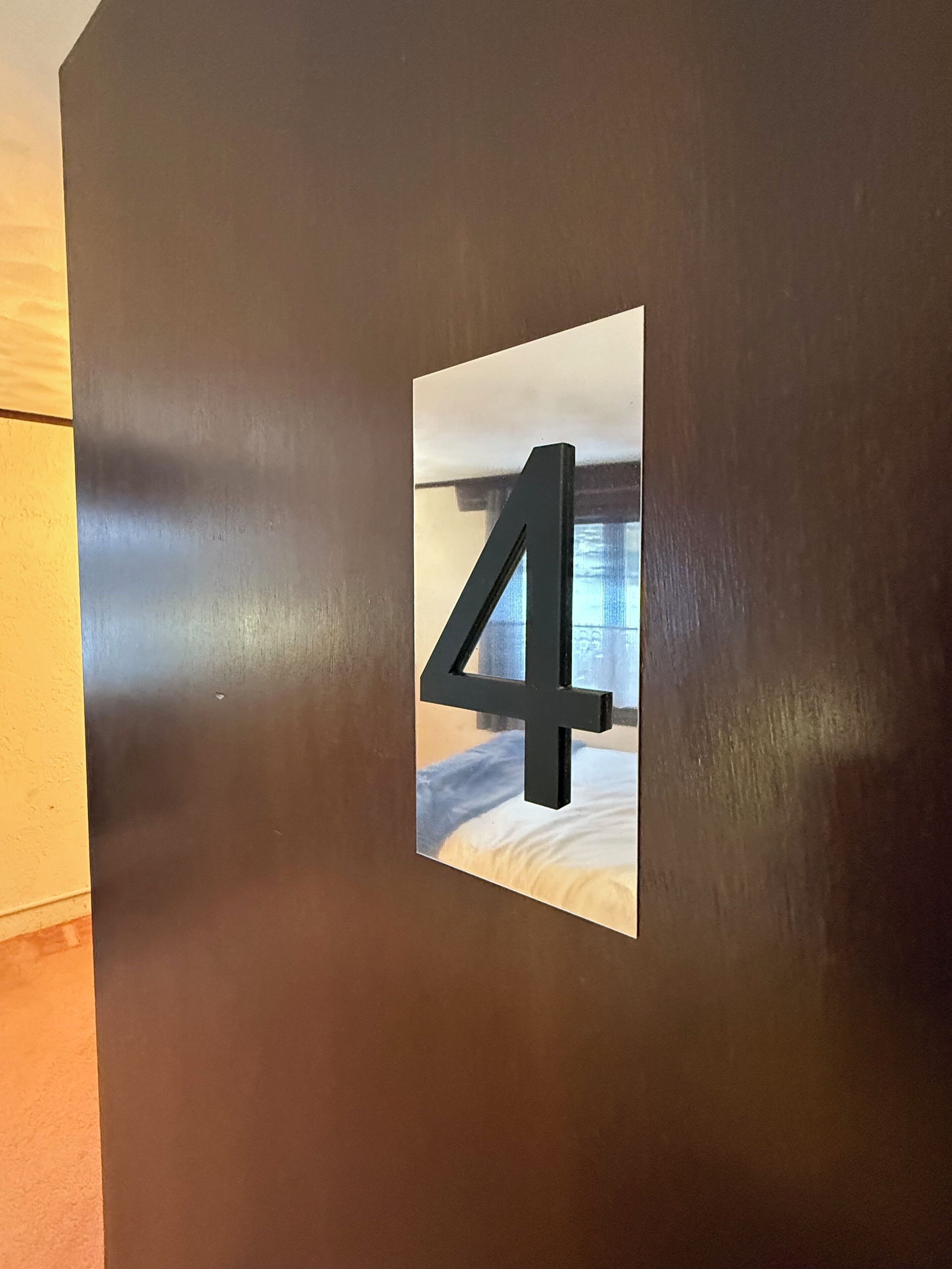 10 bedrooms, iron/ironing board, WiFi, bed sheets