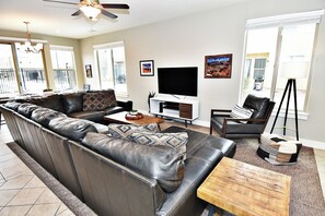 Luxury House | Living area