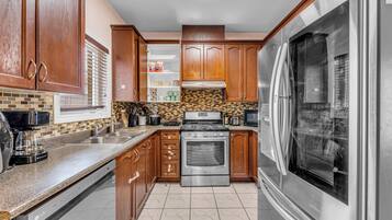 Mikrowelle, Ofen, Herdplatte