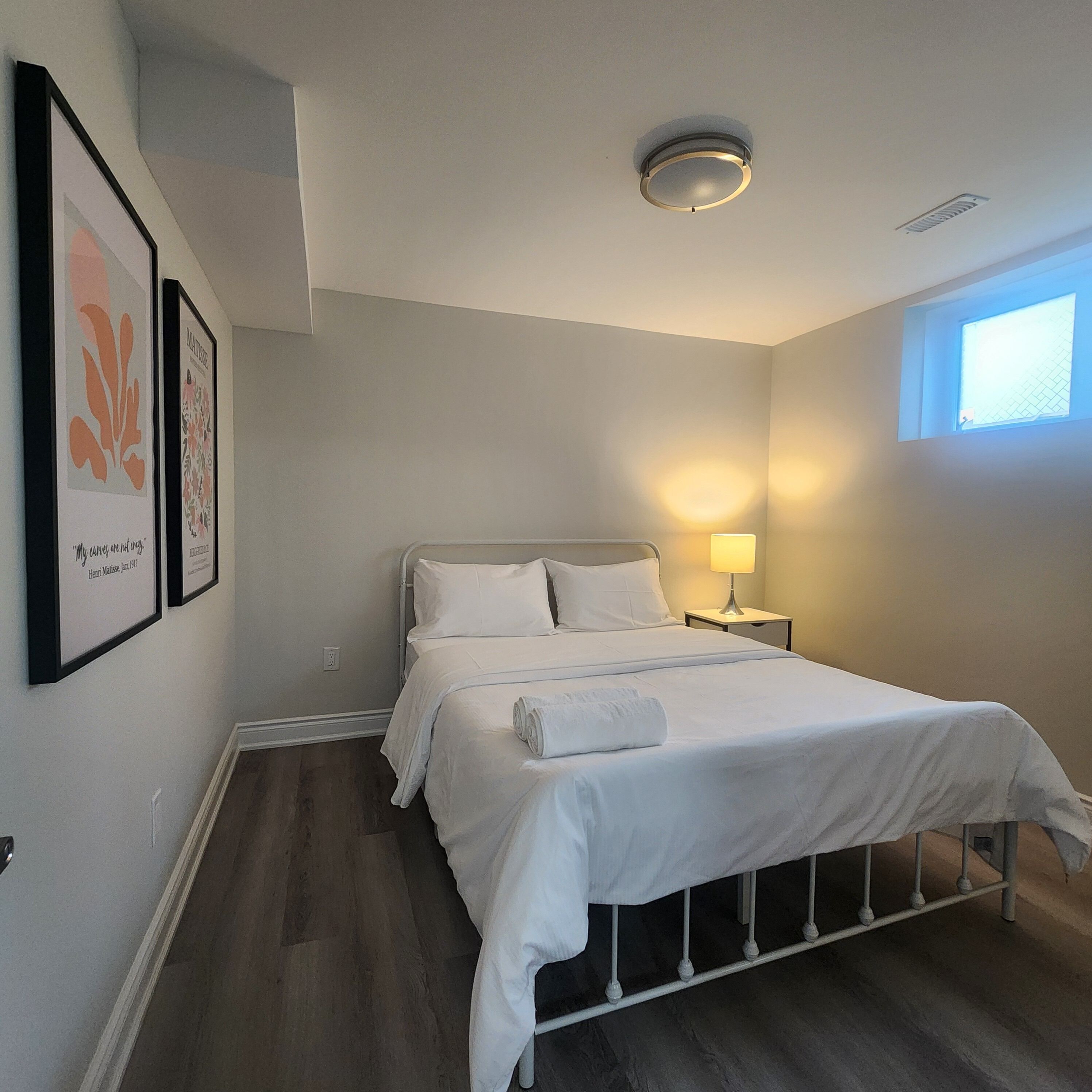 2 bedrooms, WiFi, bed sheets