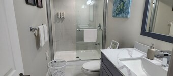 Cozy Hideaway in Peaceful Niagara Region