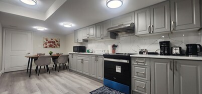 Cozy Hideaway in Peaceful Niagara Region