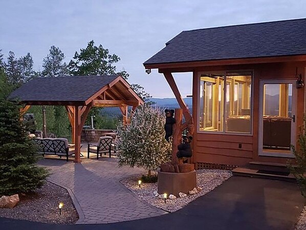 Exterior - SKY VIEW - Mountain Estate with Amazing Views! (Bethel)