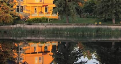 Rivers Edge Victorian Inn