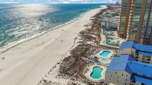 Beach nearby - Sugar Beach 159 | Updated 1st-Floor Studio (Orange Beach)