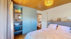 3 habitaciones, wifi gratis y ropa de cama 