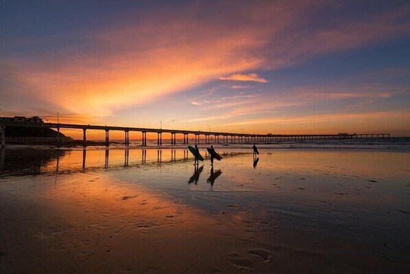 Una playa cerca