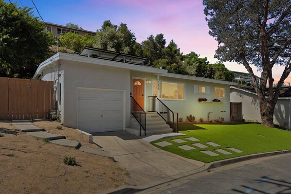 Exterior - Sunnyside Resort Spa, Beach, Zoo, Arcade (La Mesa)