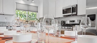 Sunnyside Resort Spa, Beach, Zoo, Arcade