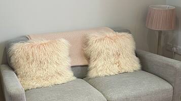 Double Room (Far) | Living area